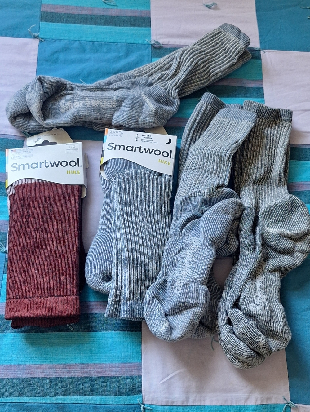 Smartwool Hike Crew Socks. 2 Pair new and 3 pair are In like new condition.